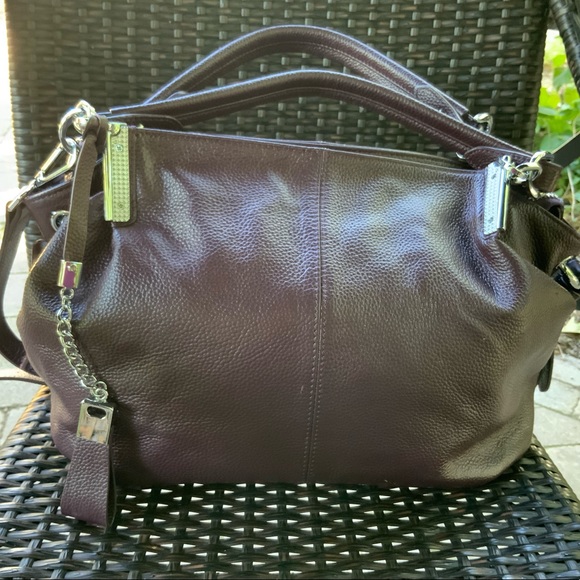 Heshe Leather Tote - Picture 5 of 12